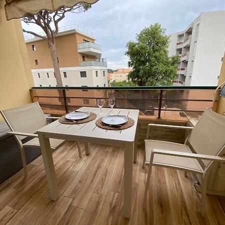 Studio 150 M De Plage Golfe De Saint-Tropez Cavalaire-sur-Mer Ngoại thất bức ảnh